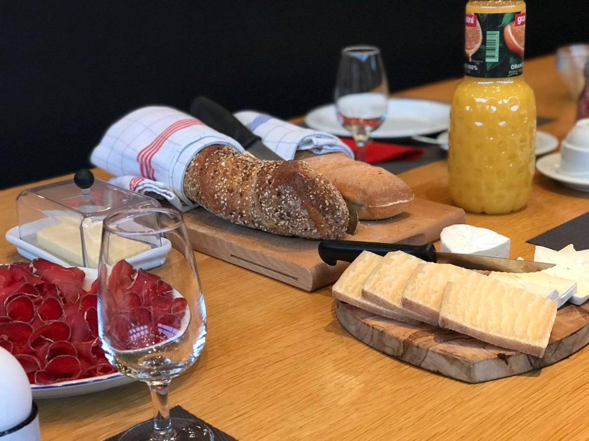 Bnb Vino Veritas Salgesch Екстериор снимка