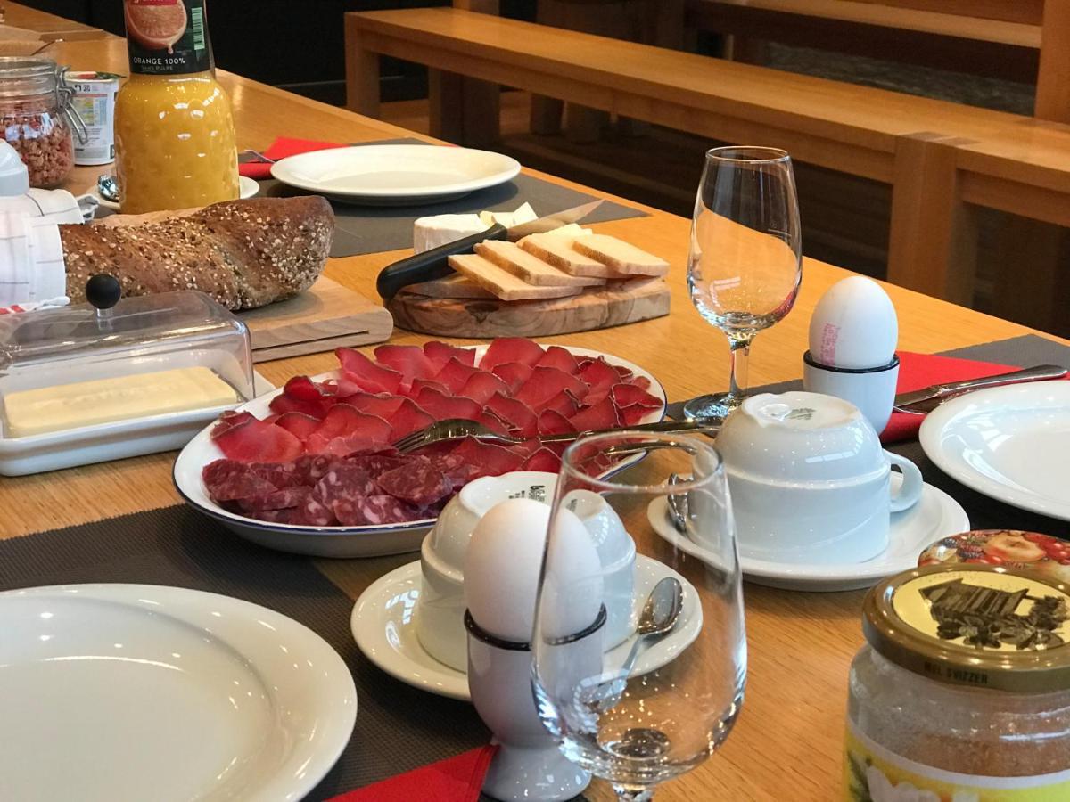 Bnb Vino Veritas Salgesch Екстериор снимка